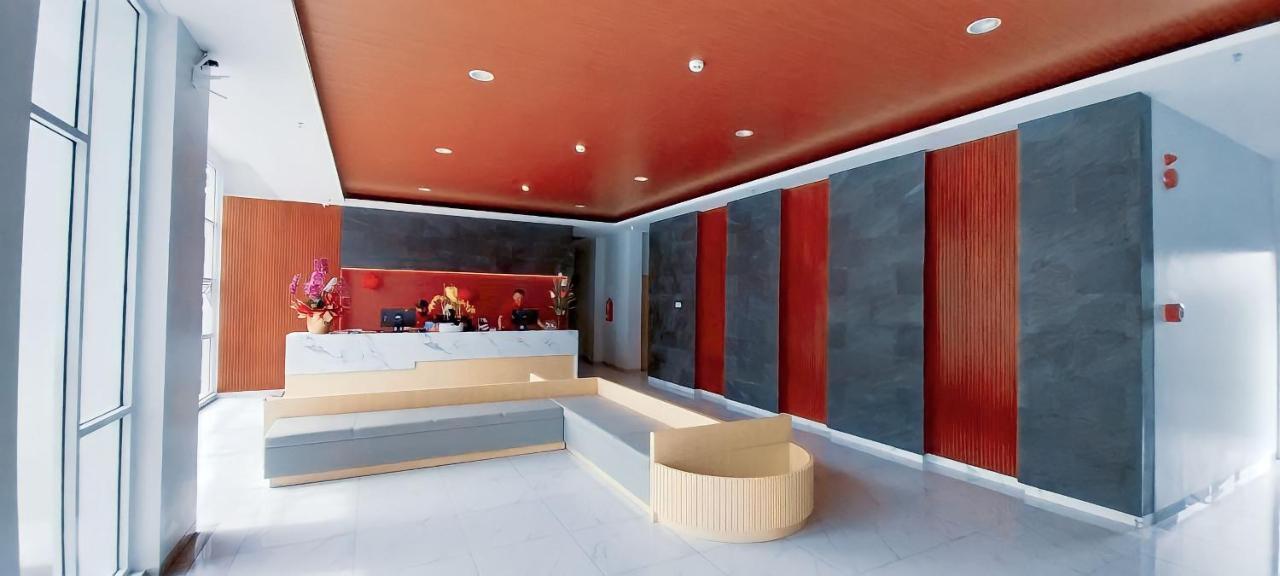 Front One Hotel Pasir Koja Bandung Exterior photo